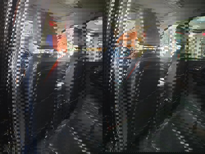 Used 2009 Cadillac Escalade EXT image 11