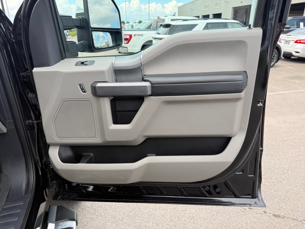 Used 2022 Ford F450 XLT w/ XLT Premium Package AWD/4WD image 18