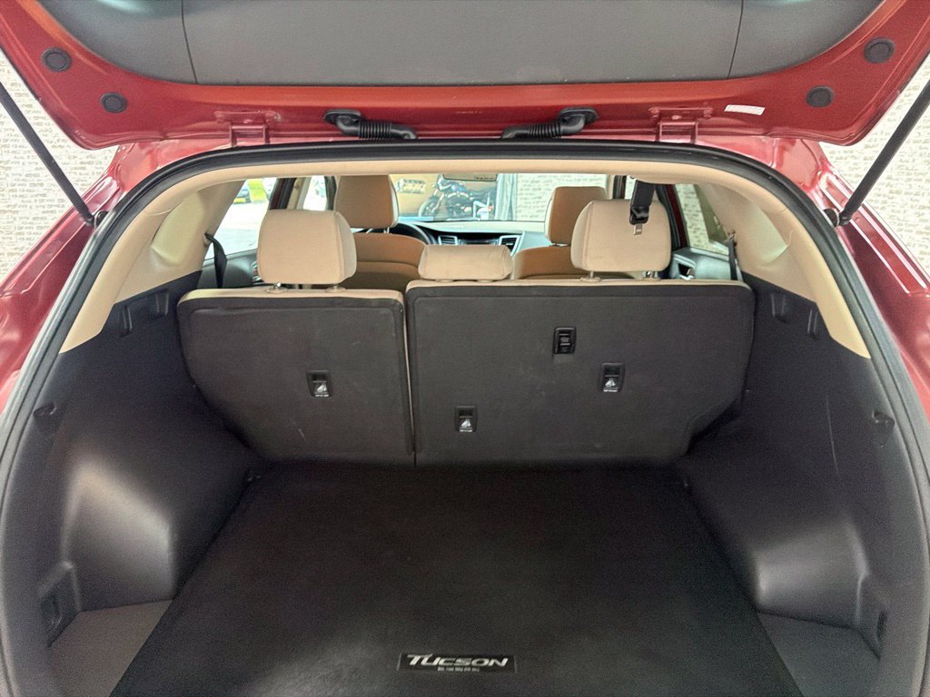 Used 2017 Hyundai Tucson SE w/ SE Popular Package 02 FWD image 12