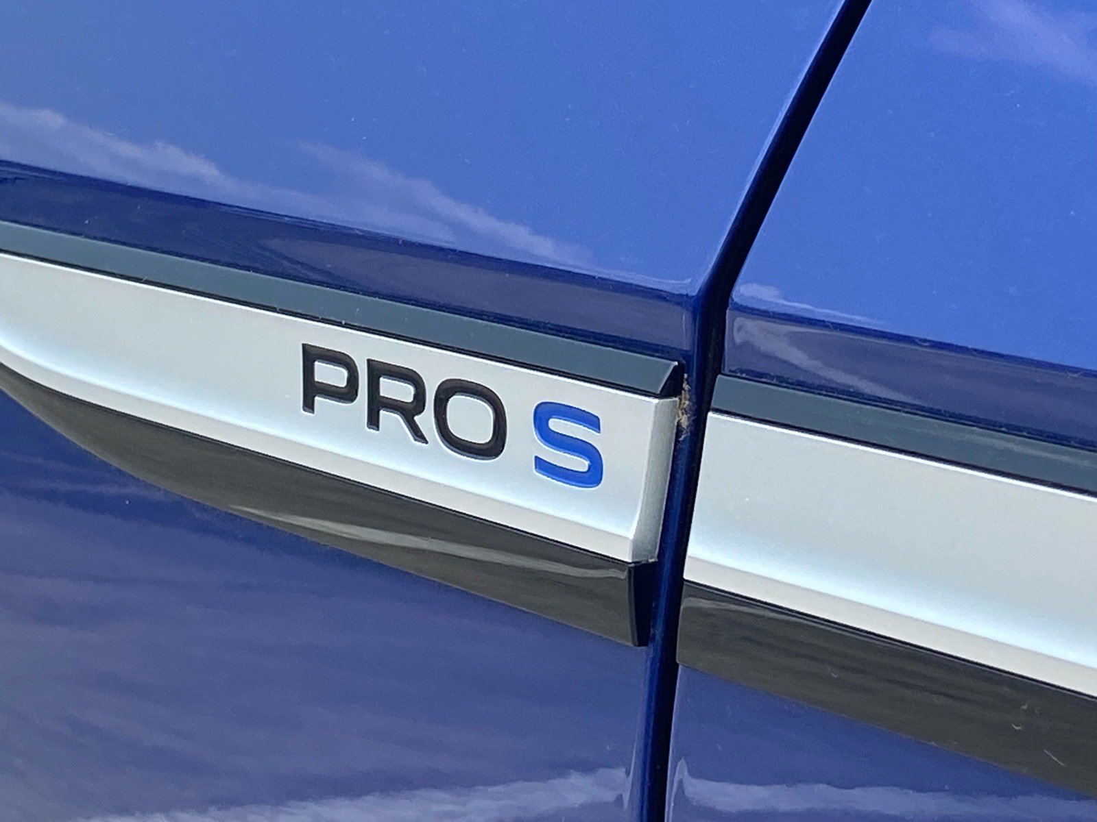 Certified 2022 Volkswagen ID.4 Pro S RWD image 6