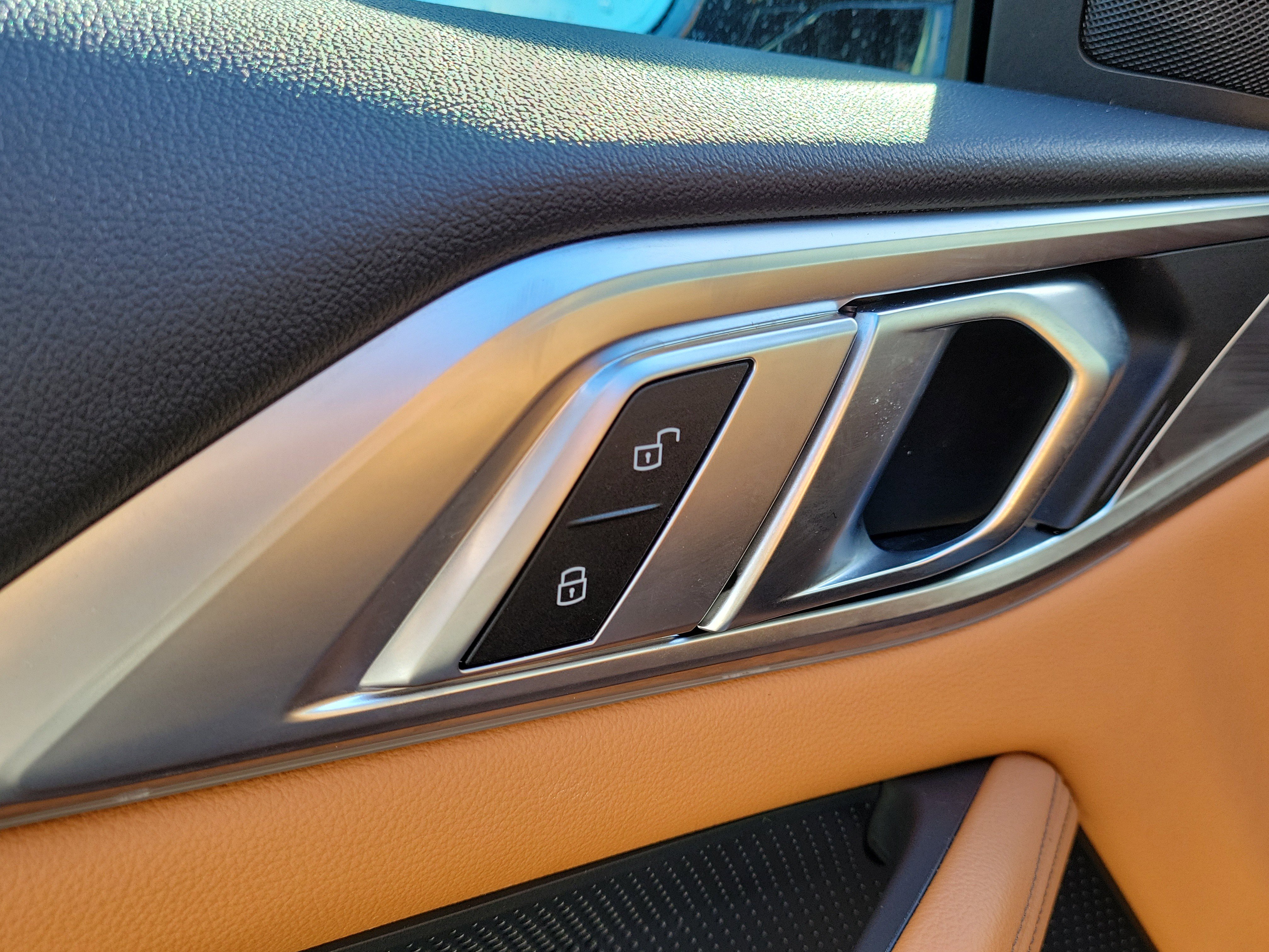 Used 2025 BMW 430i Coupe w/ M Sport Package image 27