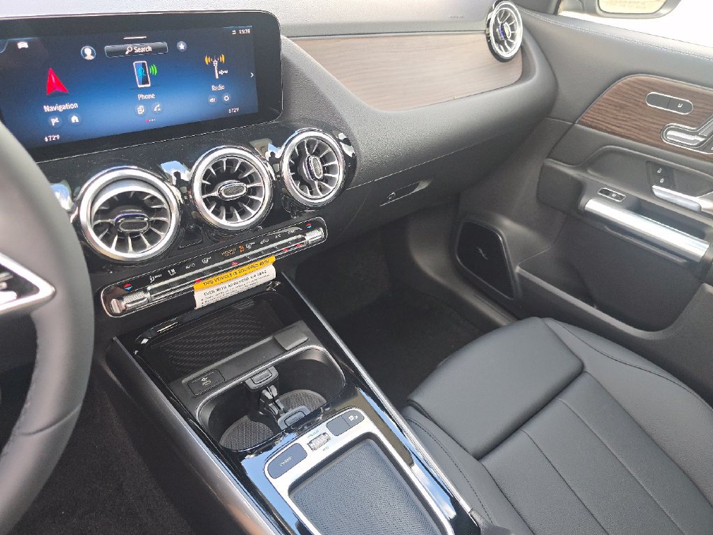 New 2026 Mercedes-Benz GLA 250 4MATIC image 30