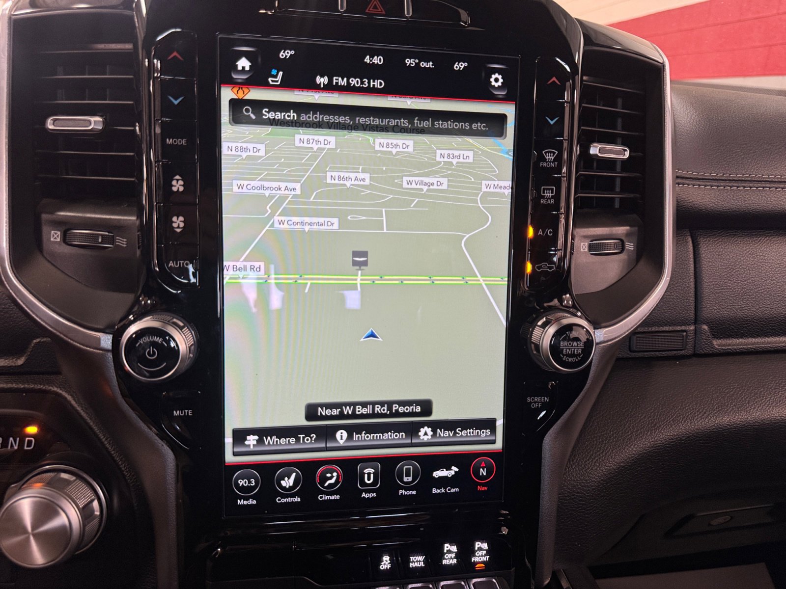 Used 2020 RAM 1500 Laramie image 28