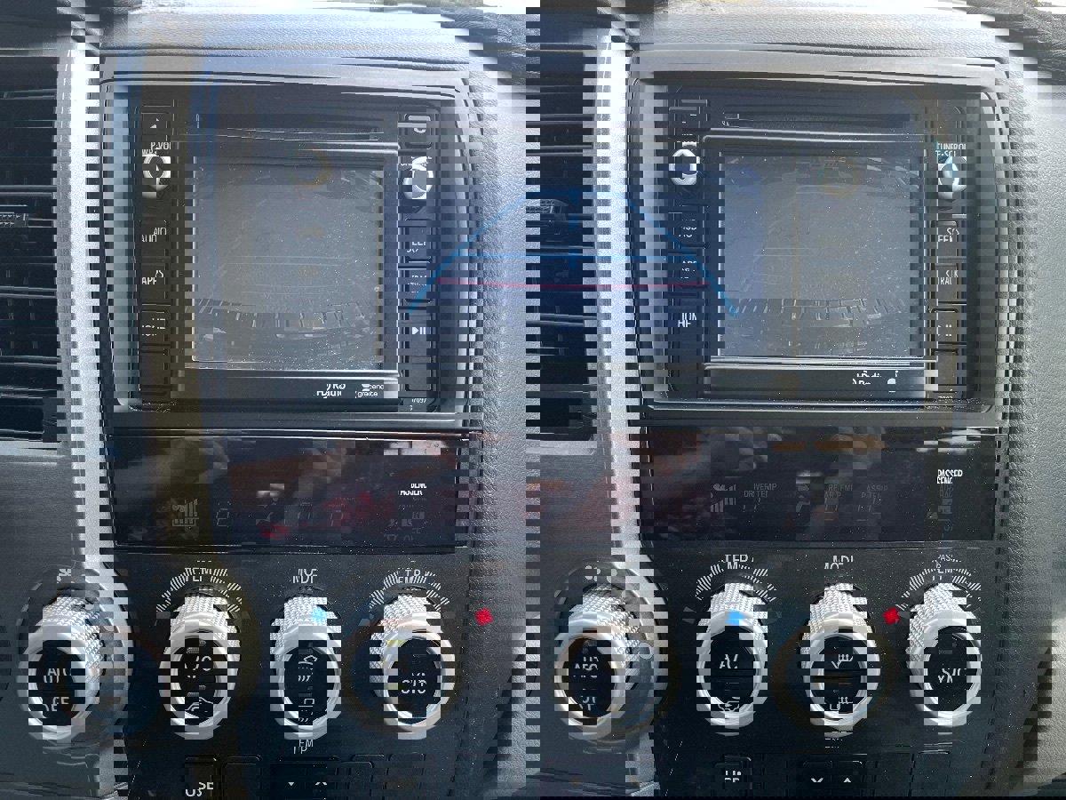 Used 2014 Toyota Sequoia SR5 AWD/4WD image 14