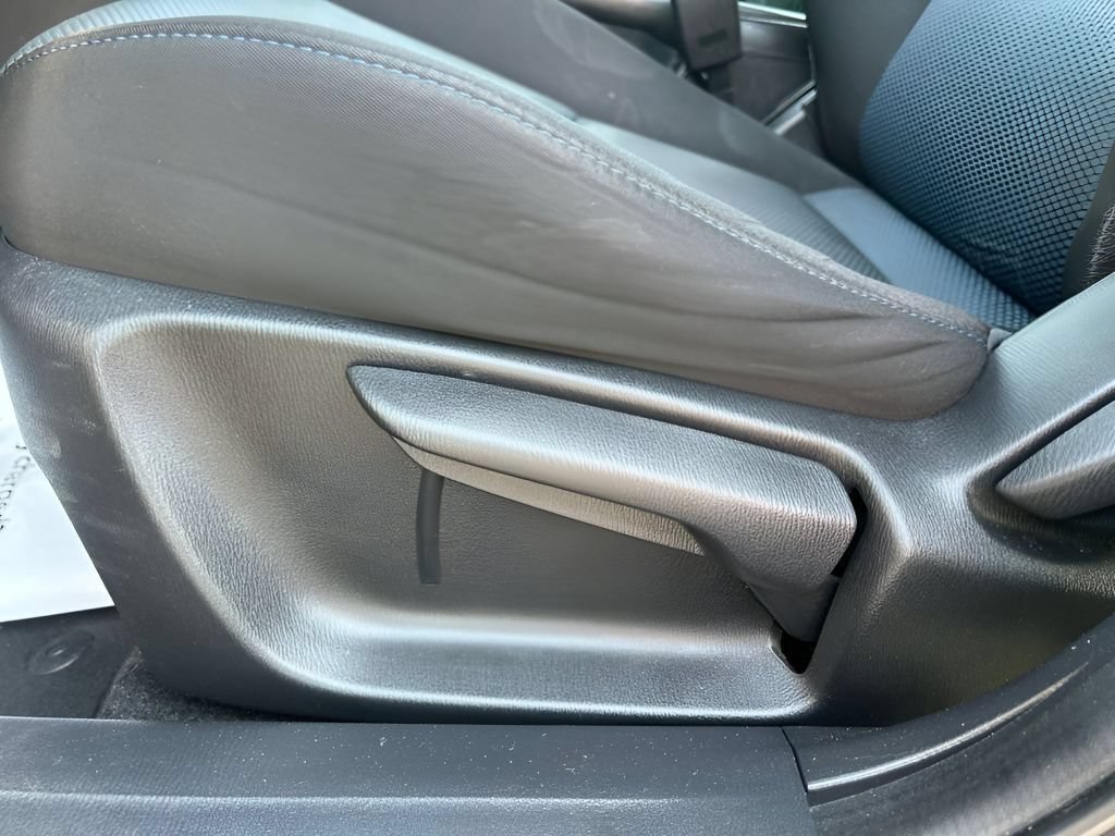 Used 2019 Toyota Yaris LE FWD image 17