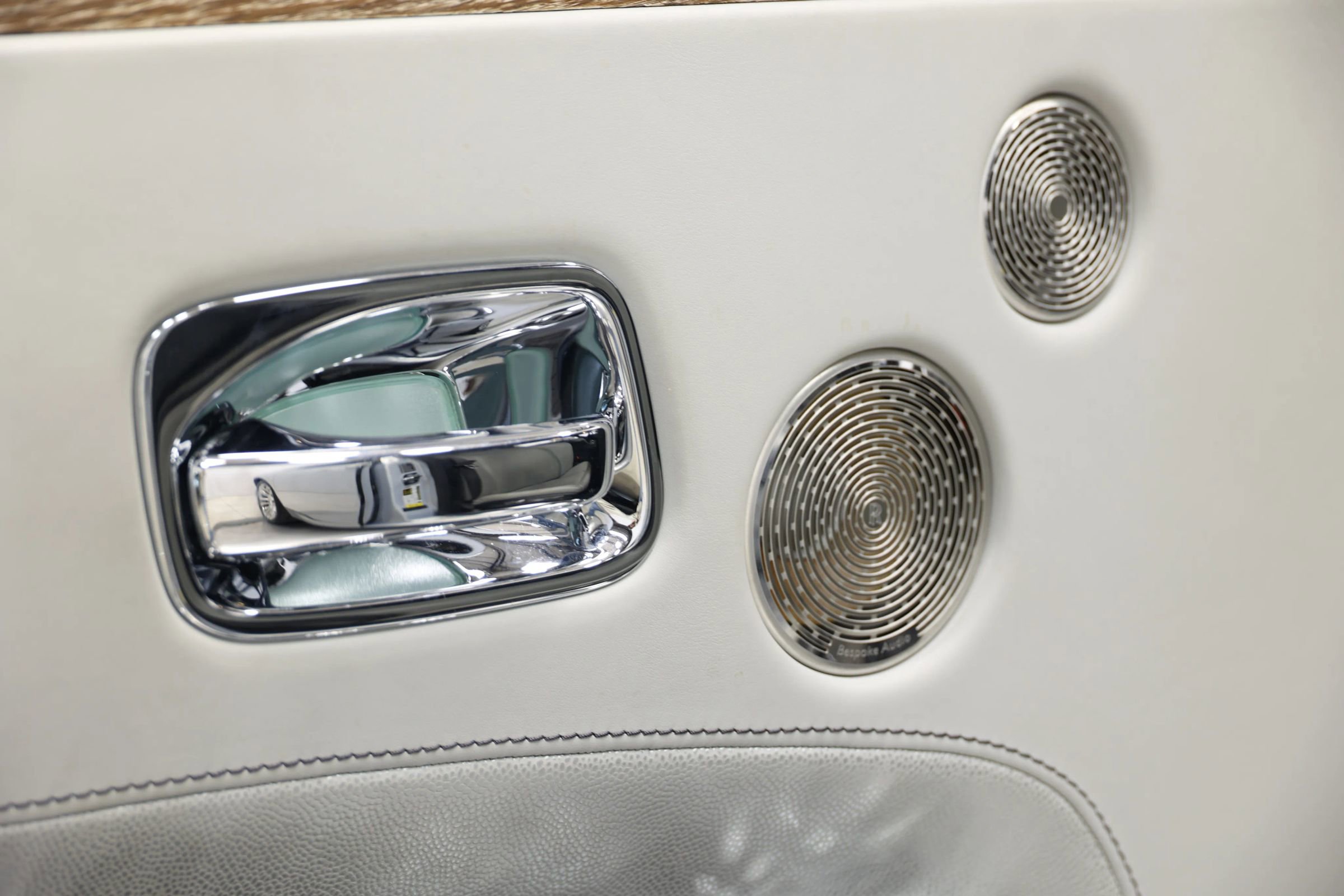 Used 2019 Rolls-Royce Ghost image 17