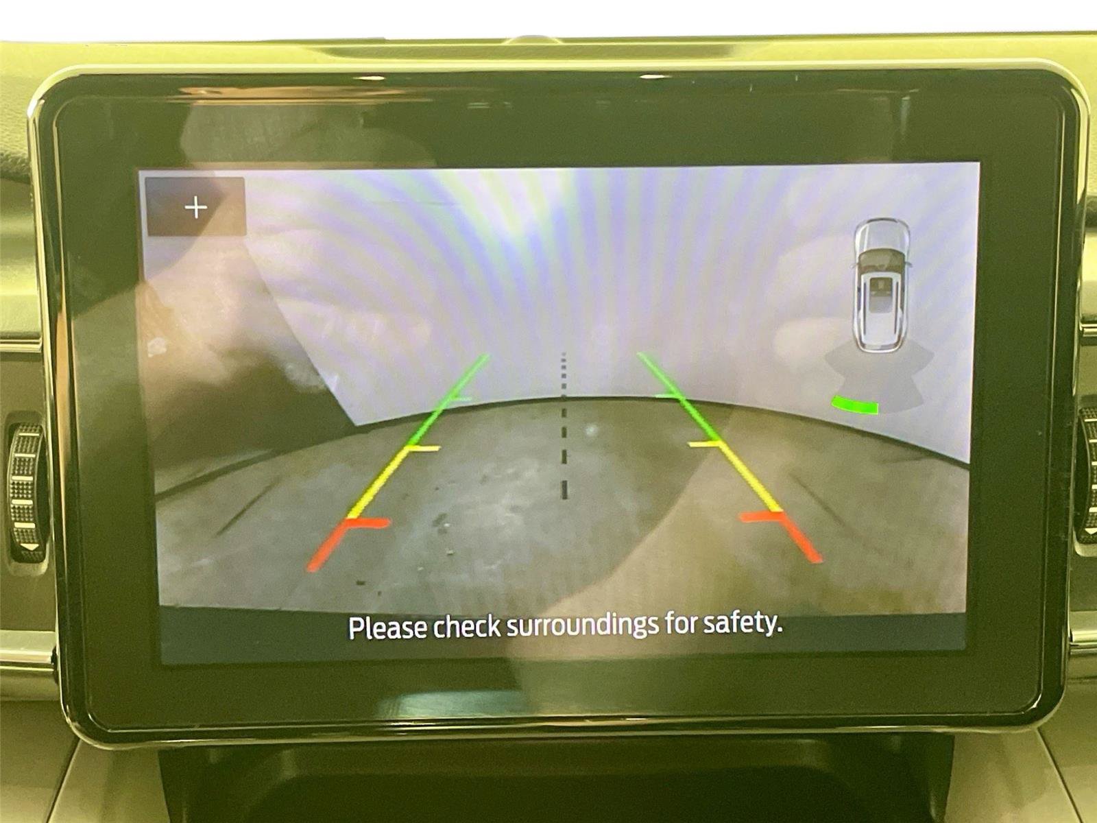 Used 2024 Ford Explorer XLT w/ Equipment Group 202A AWD/4WD image 6