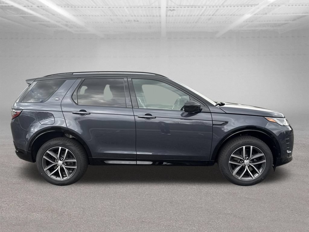 Used 2025 Land Rover Discovery Sport Dynamic SE AWD/4WD image 5