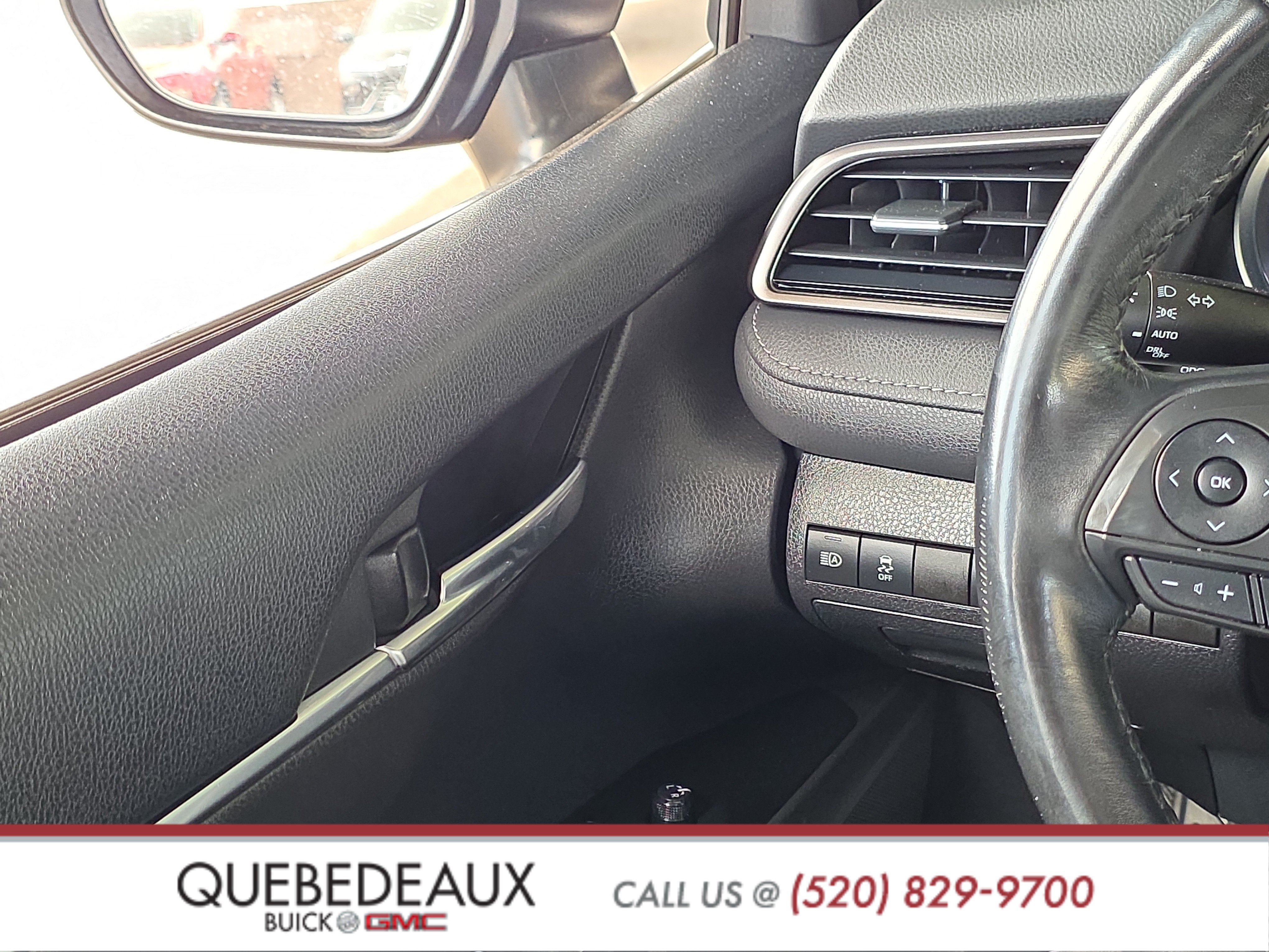 Used 2020 Toyota Camry SE w/ Convenience Package FWD image 20