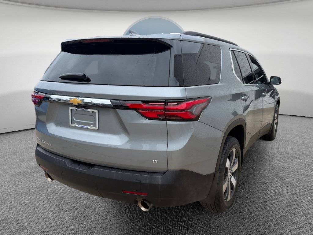 Certified 2023 Chevrolet Traverse LT w/ LT Premium Package AWD/4WD image 3