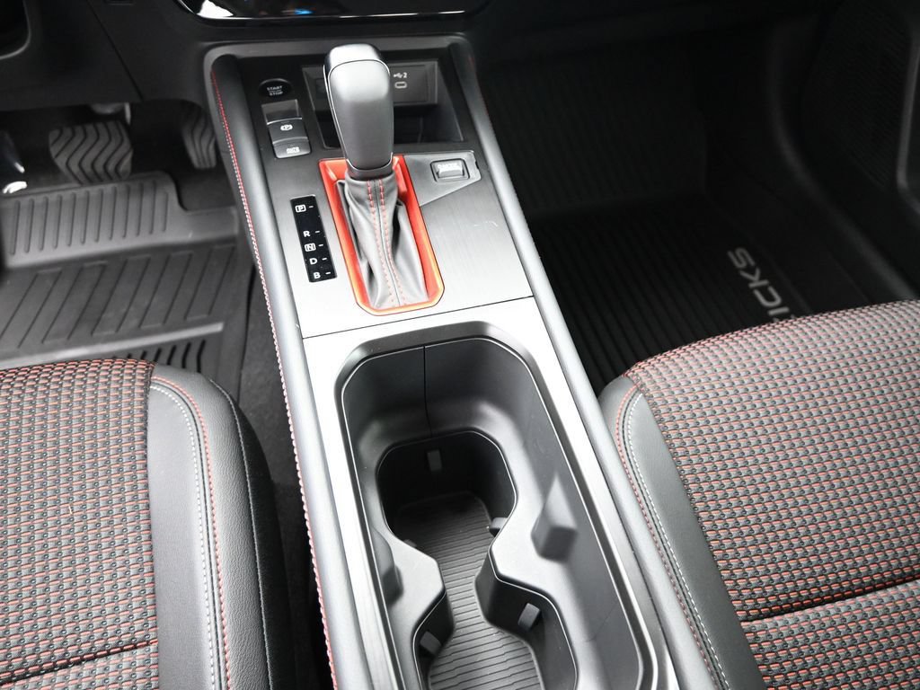New 2026 Nissan Kicks SR w/ Cold Weather Package FWD image 24