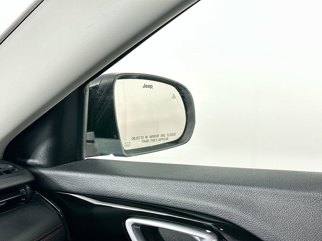 Used 2022 Jeep Compass Trailhawk image 24