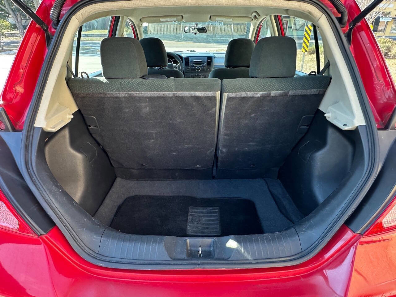 Used 2012 Nissan Versa 1.8 S w/ Plus Pkg image 16