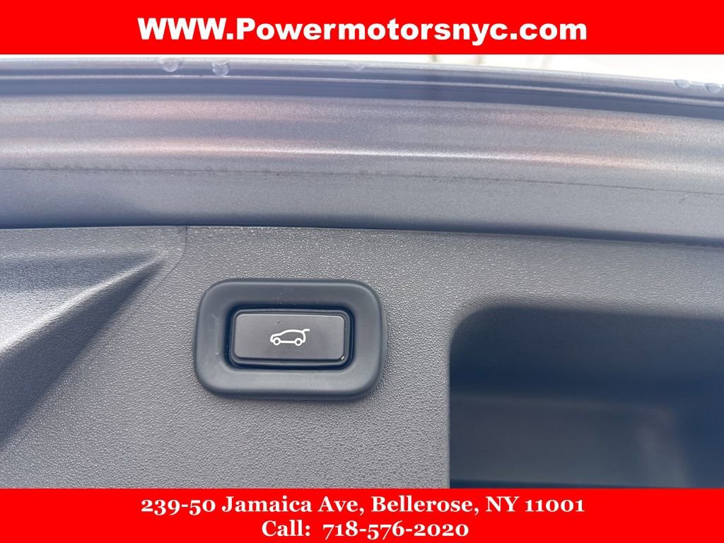 Used 2022 Land Rover Discovery Sport S image 23