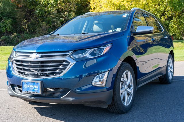 Used 2021 Chevrolet Equinox Premier image 2