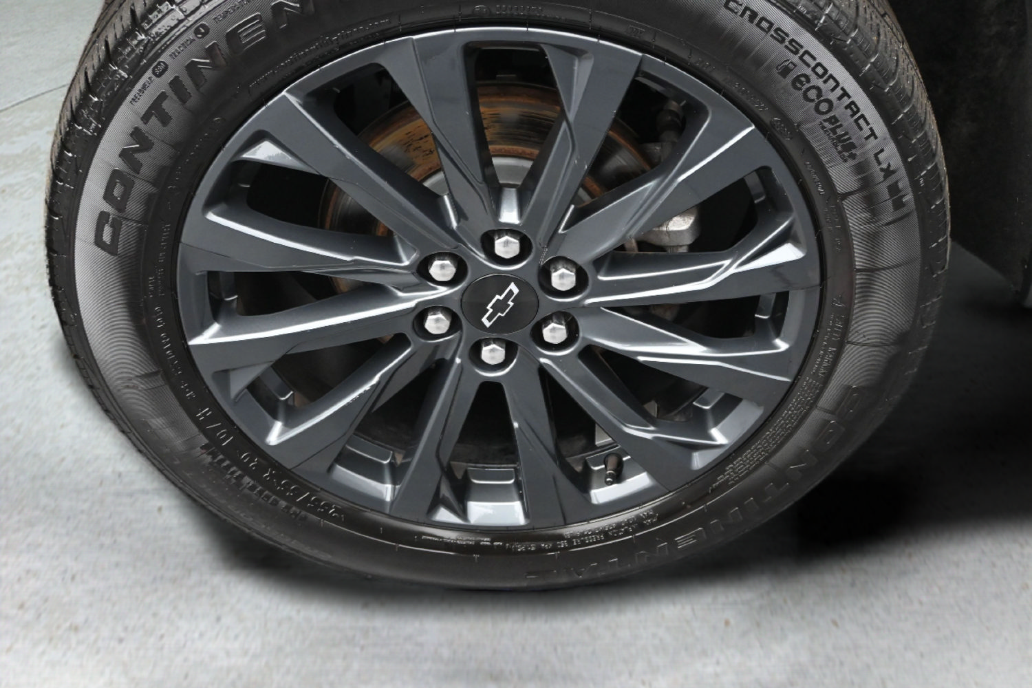 Used 2023 Chevrolet Traverse RS AWD/4WD image 25