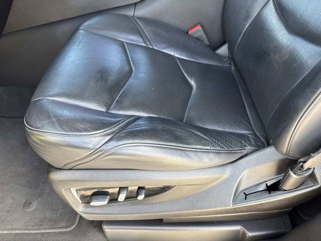 Used 2019 Cadillac Escalade Premium Luxury w/ Escalade Sport Edition image 23