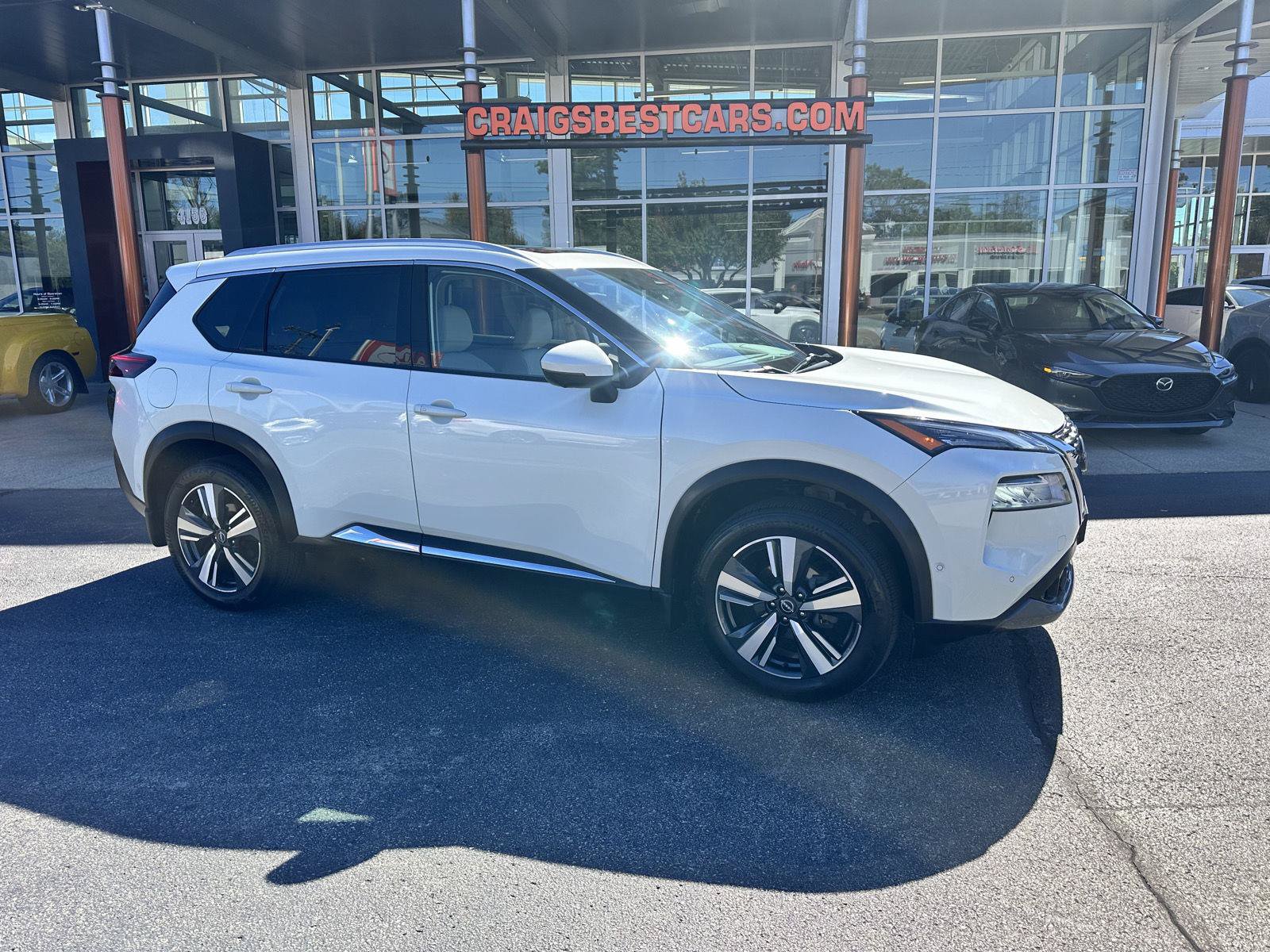 Used 2023 Nissan Rogue SL w/ SL Premium Package