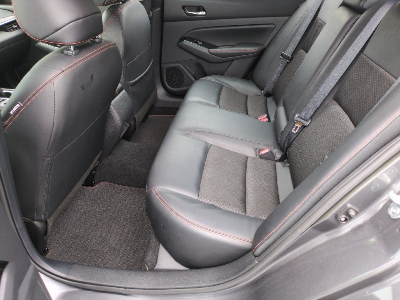 Used 2025 Nissan Altima 2.5 SR FWD image 22