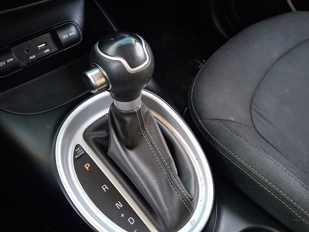Used 2017 Kia Soul + image 30