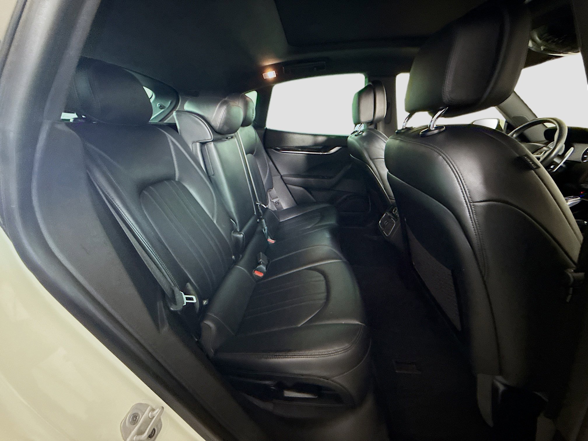 Used 2023 Maserati Levante Modena image 27