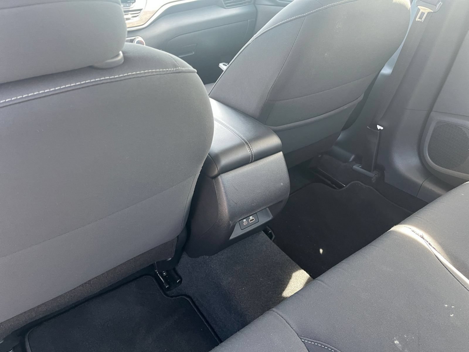 Used 2025 Nissan Altima 2.5 SV FWD image 23