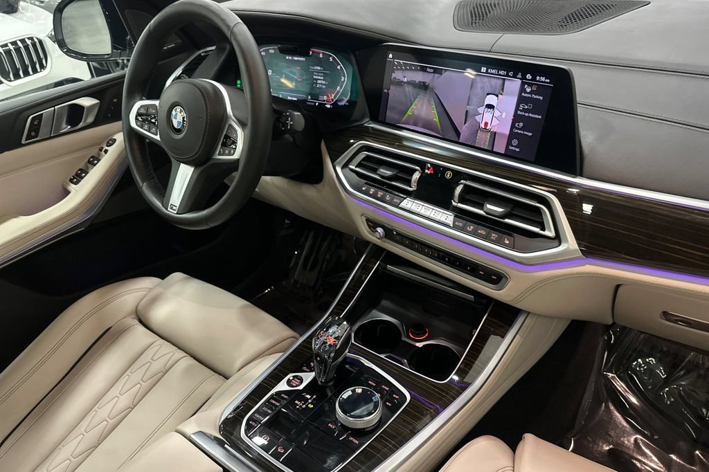 Used 2020 BMW X5 M50i w/ Executive Package AWD/4WD image 18
