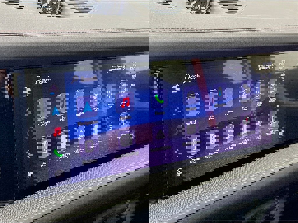 New 2026 Porsche Cayenne image 19