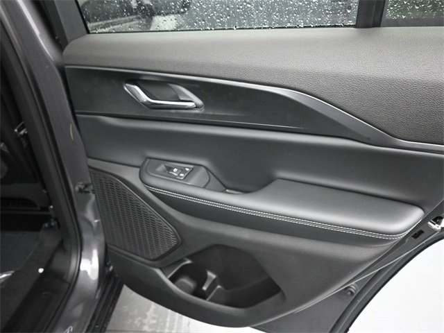 New 2025 Jeep Grand Cherokee Laredo X w/ Luxury Tech Group I image 18