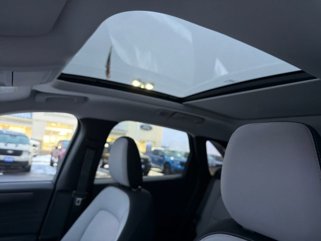 New 2026 Ford Escape Active w/ Active Premium Tech Pack image 21