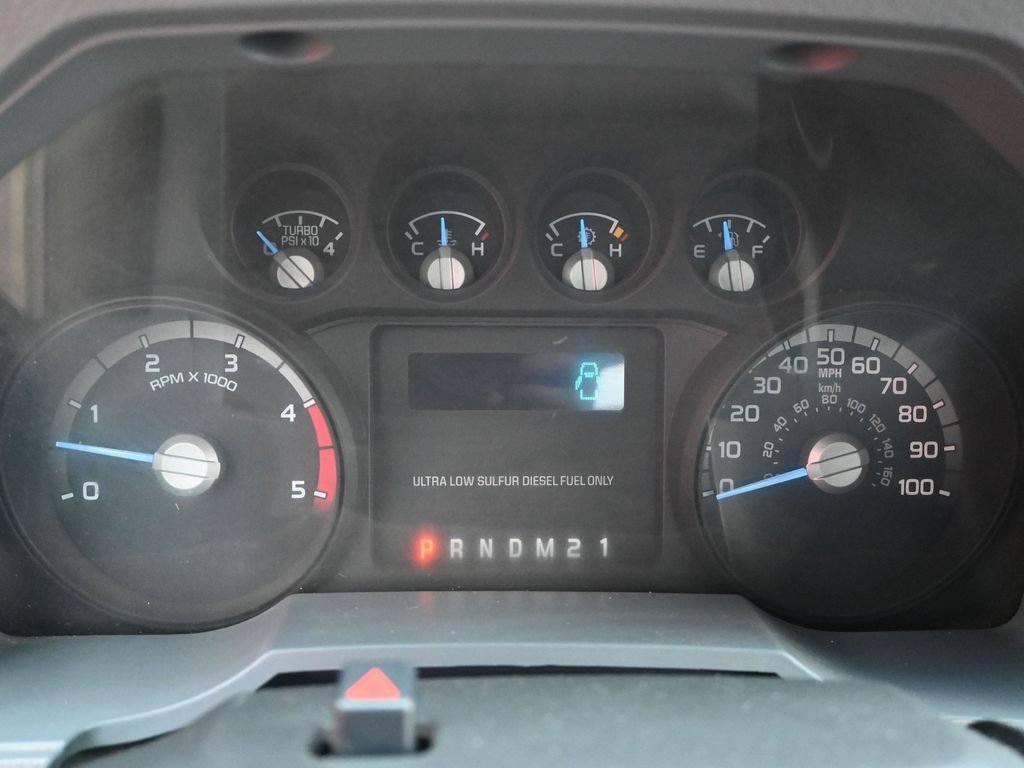 Used 2016 Ford F550 2WD Regular Cab Super Duty image 32
