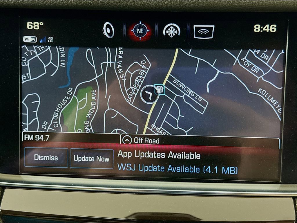 Used 2018 Cadillac XT5 Luxury w/ Driver Awareness Package image 13