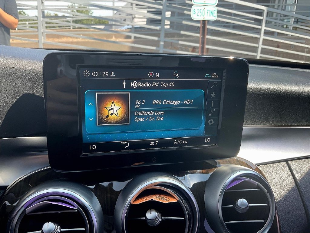 Used 2019 Mercedes-Benz C 300 Sedan image 15