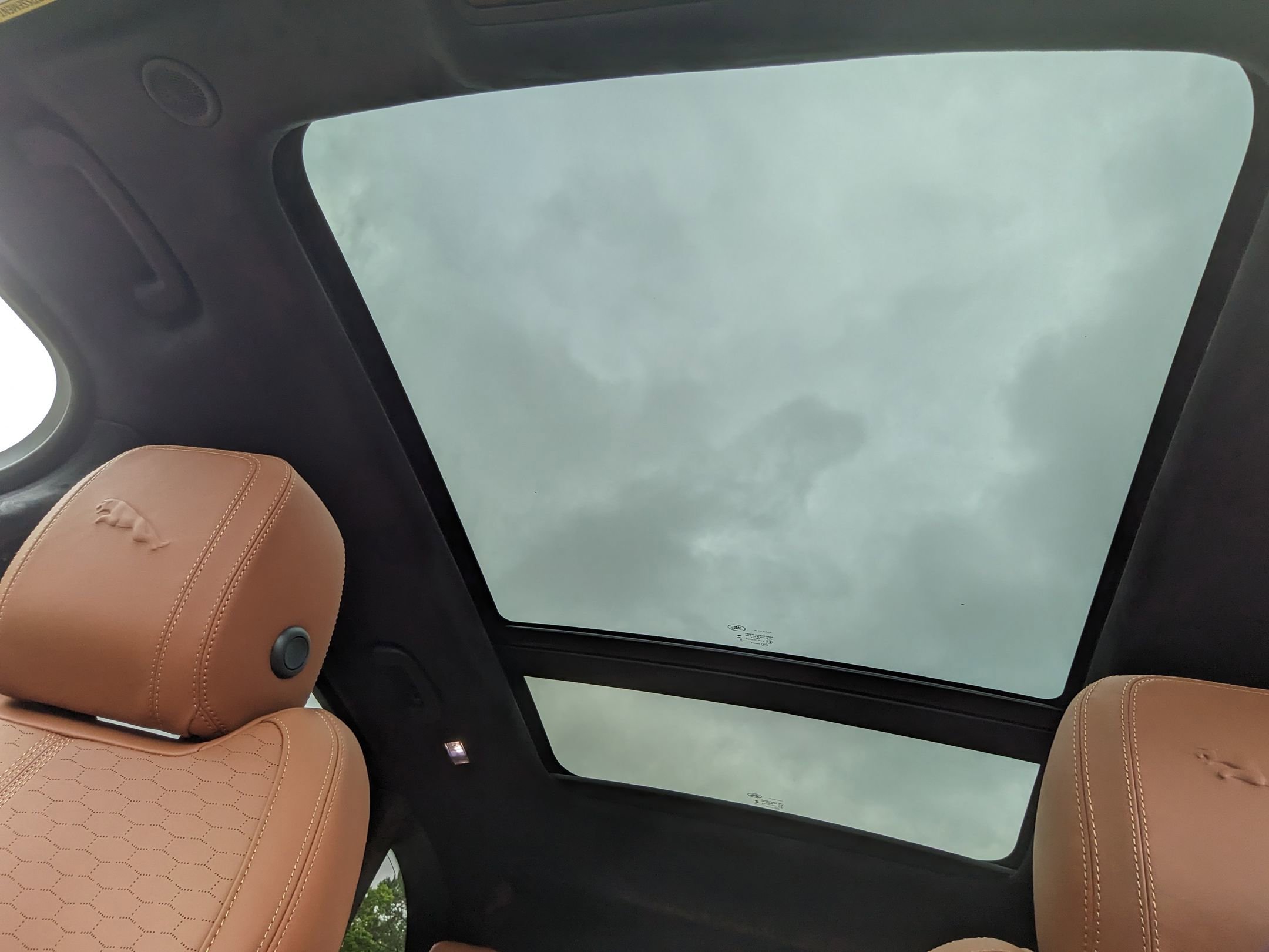 New 2026 Jaguar F-PACE R-Dynamic S image 18