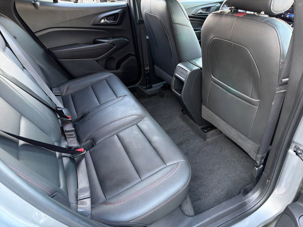Used 2025 Chevrolet Trax RS w/ Driver Confidence Package image 36