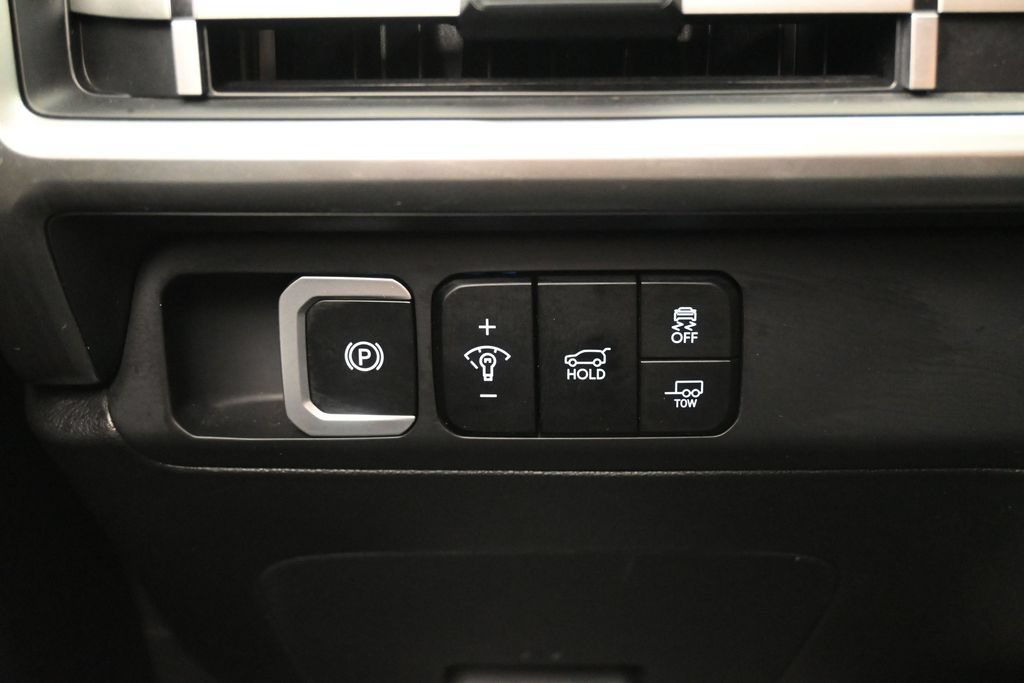 Used 2025 Hyundai Santa Fe XRT AWD/4WD image 24