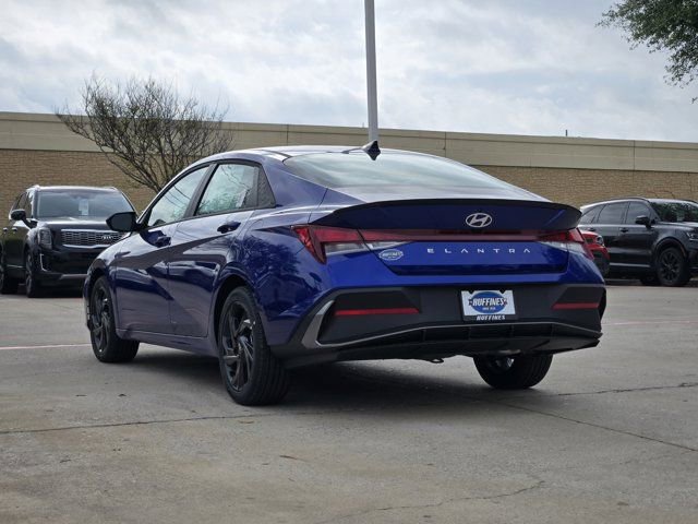 Certified 2026 Hyundai Elantra Sport FWD image 6