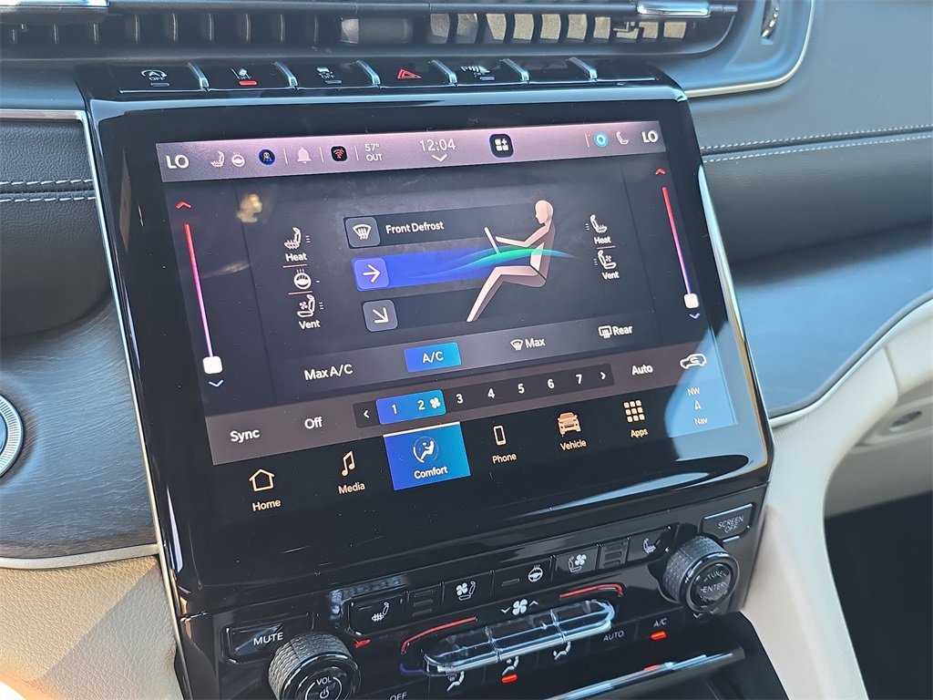 New 2025 Jeep Grand Cherokee Limited w/ Luxury Tech Group II image 22