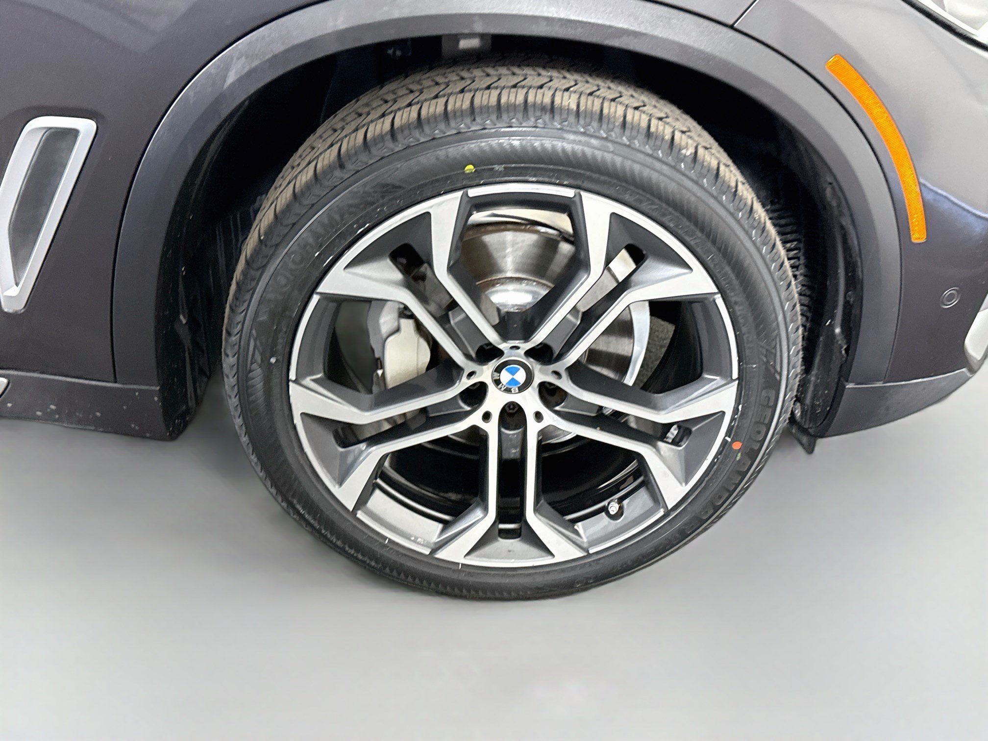 Used 2022 BMW X5 sDrive40i w/ Premium Package RWD image 32