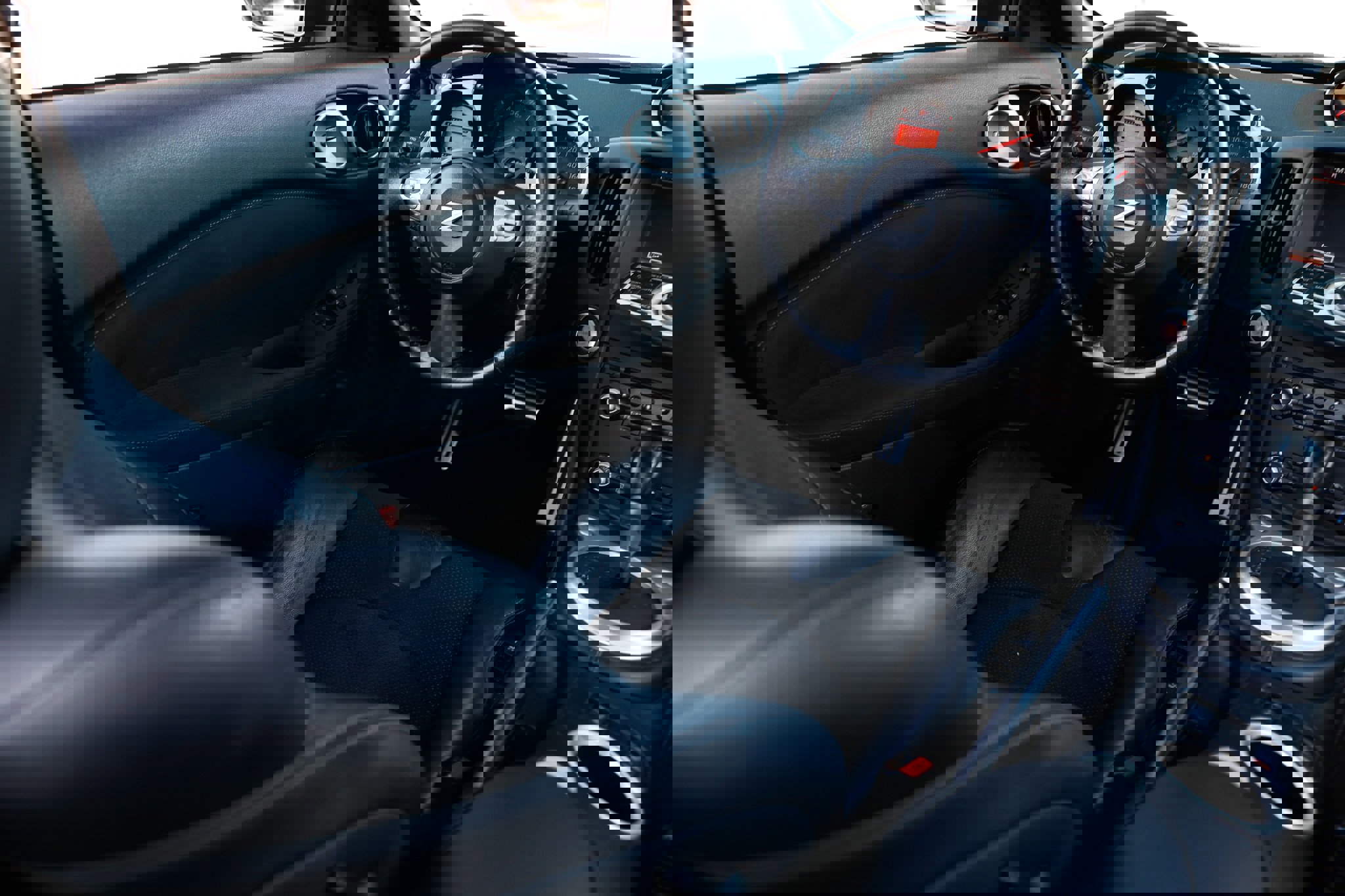 Used 2014 Nissan 370Z Touring w/ Sport Package image 15