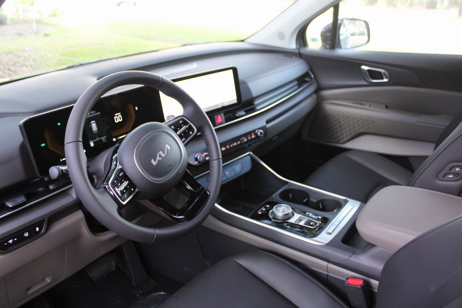 New 2026 Kia Carnival EX image 28