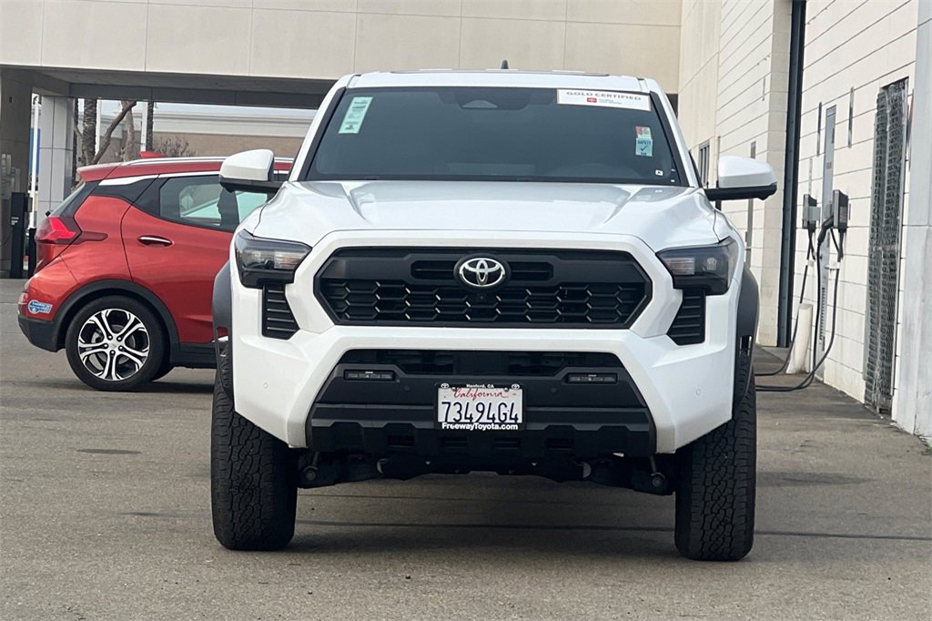 Certified 2025 Toyota Tacoma TRD Off-Road image 11