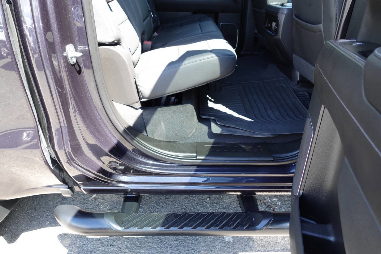 Used 2022 Chevrolet Silverado 1500 LT Trail Boss w/ LT Trail Boss Premium Package AWD/4WD image 37