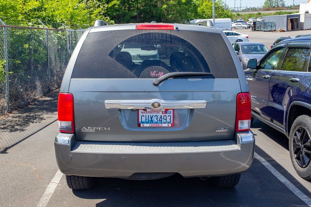 Used 2008 Chrysler Aspen Limited AWD/4WD image 4