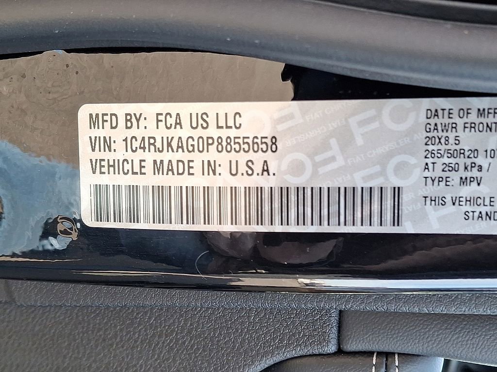 Used 2023 Jeep Grand Cherokee L Altitude image 28