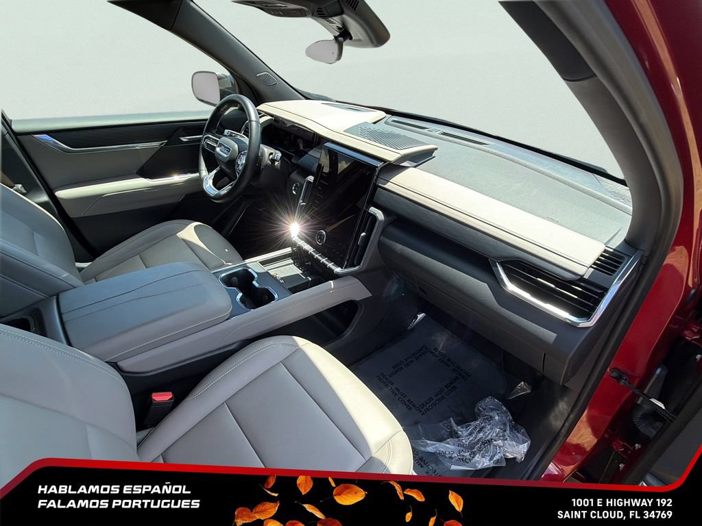 Certified 2026 GMC Acadia Elevation w/ Elevation Premium Package FWD image 36