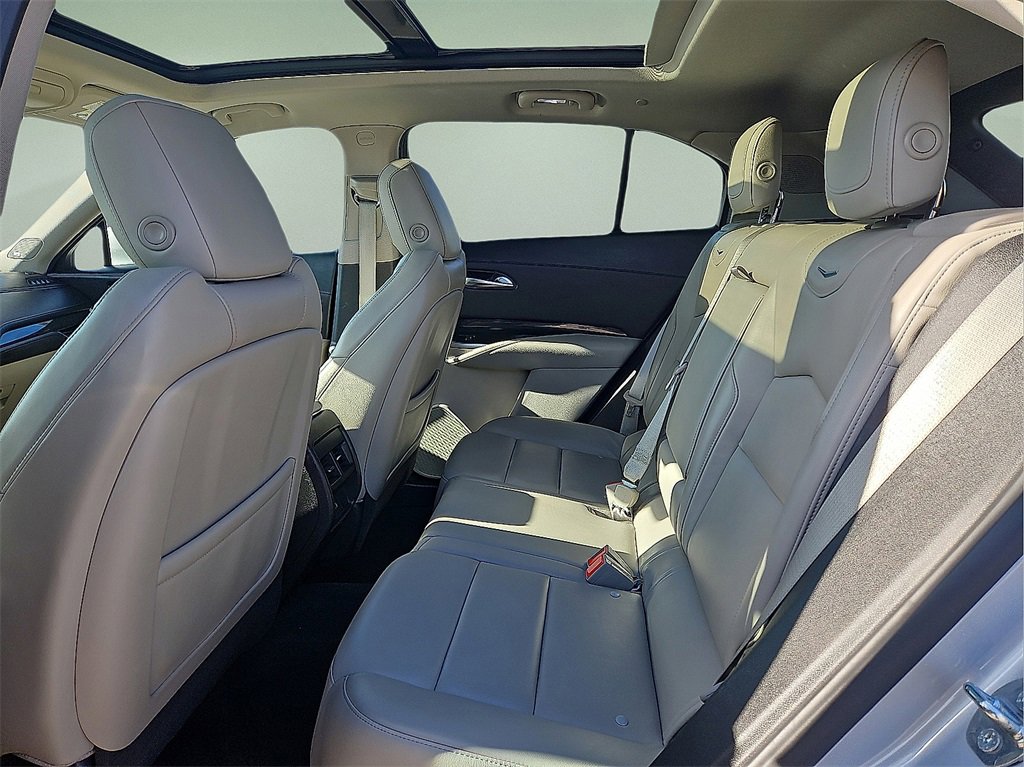 Used 2020 Cadillac XT4 Premium Luxury w/ Driver Awareness Package image 15