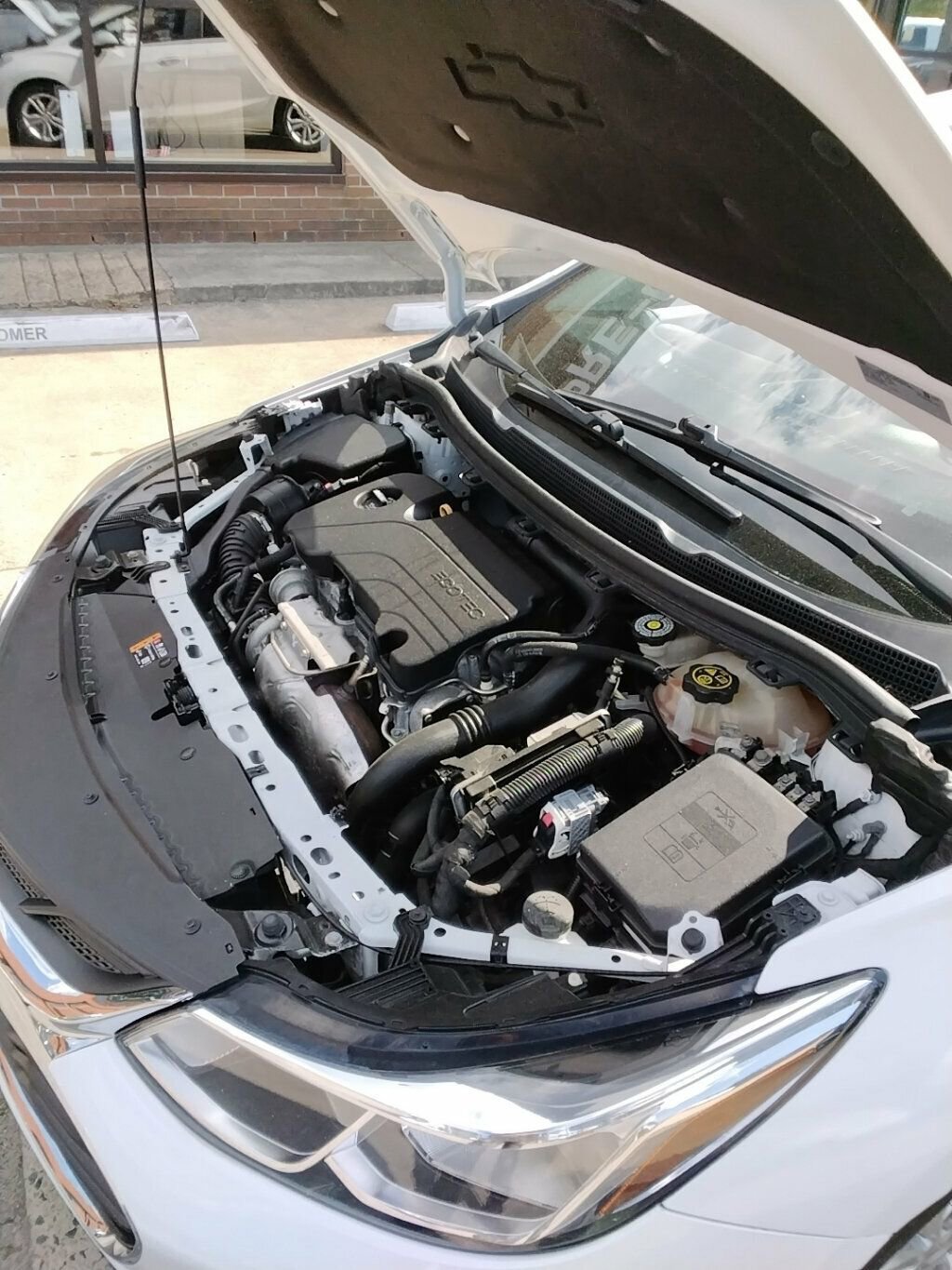 Used 2019 Chevrolet Cruze LS w/ LS Convenience Package FWD image 25