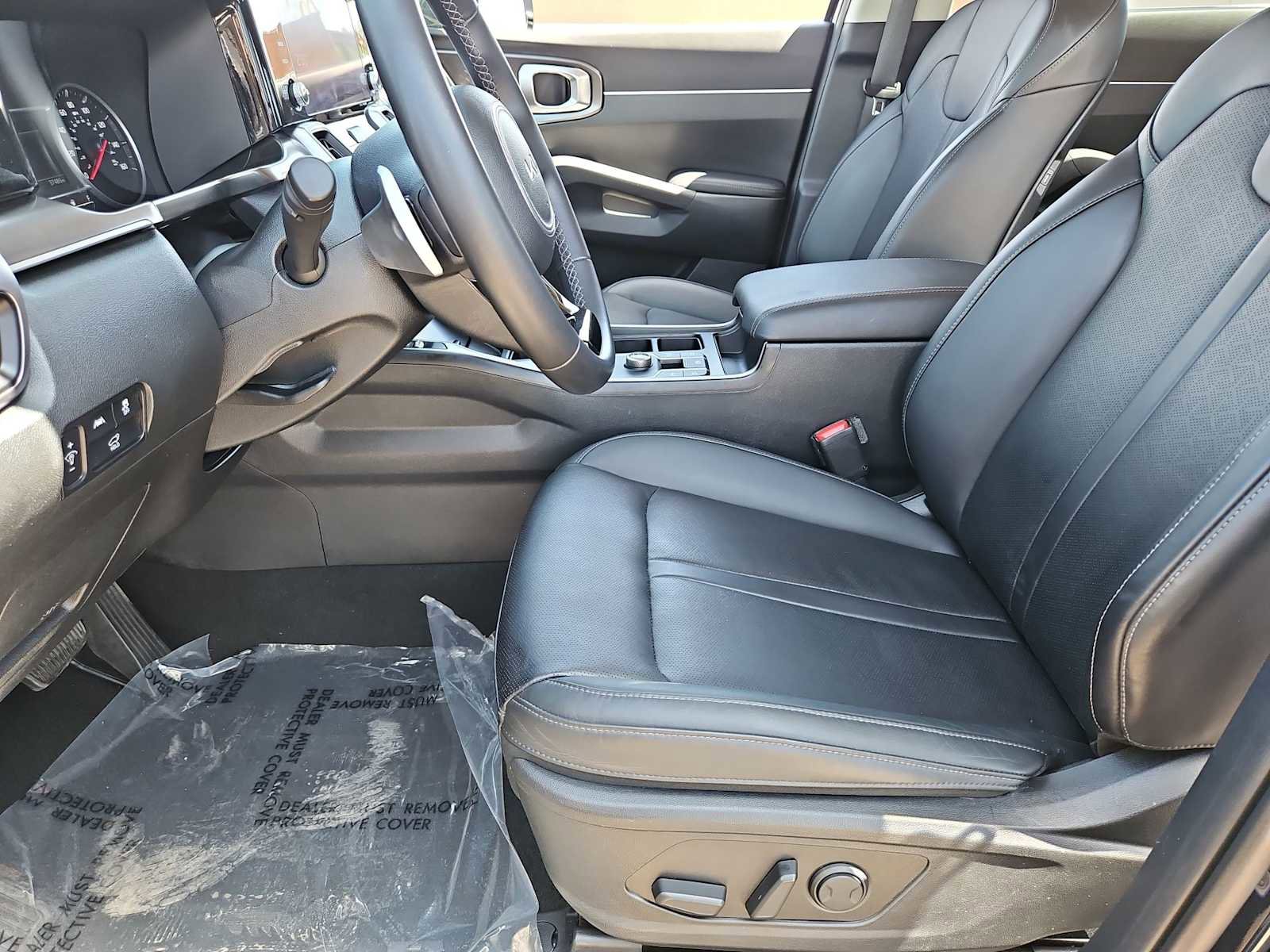 Used 2023 Kia Sorento EX FWD image 16