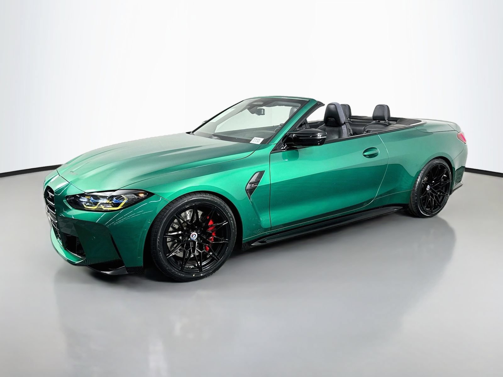 Used 2022 BMW M4 xDrive Competition AWD/4WD image 4